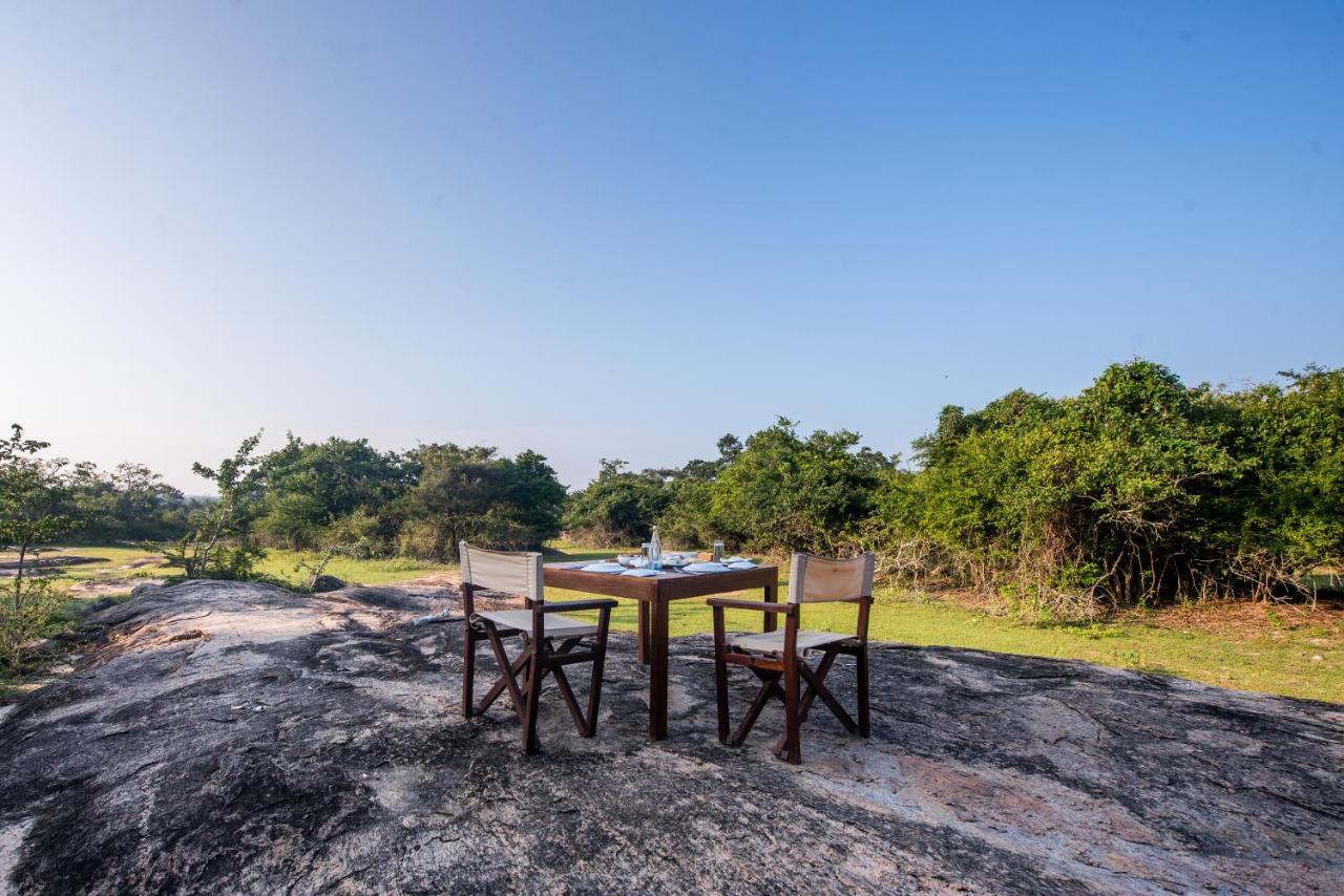 Hotel Wild Trails Yala By Suri Esterno foto
